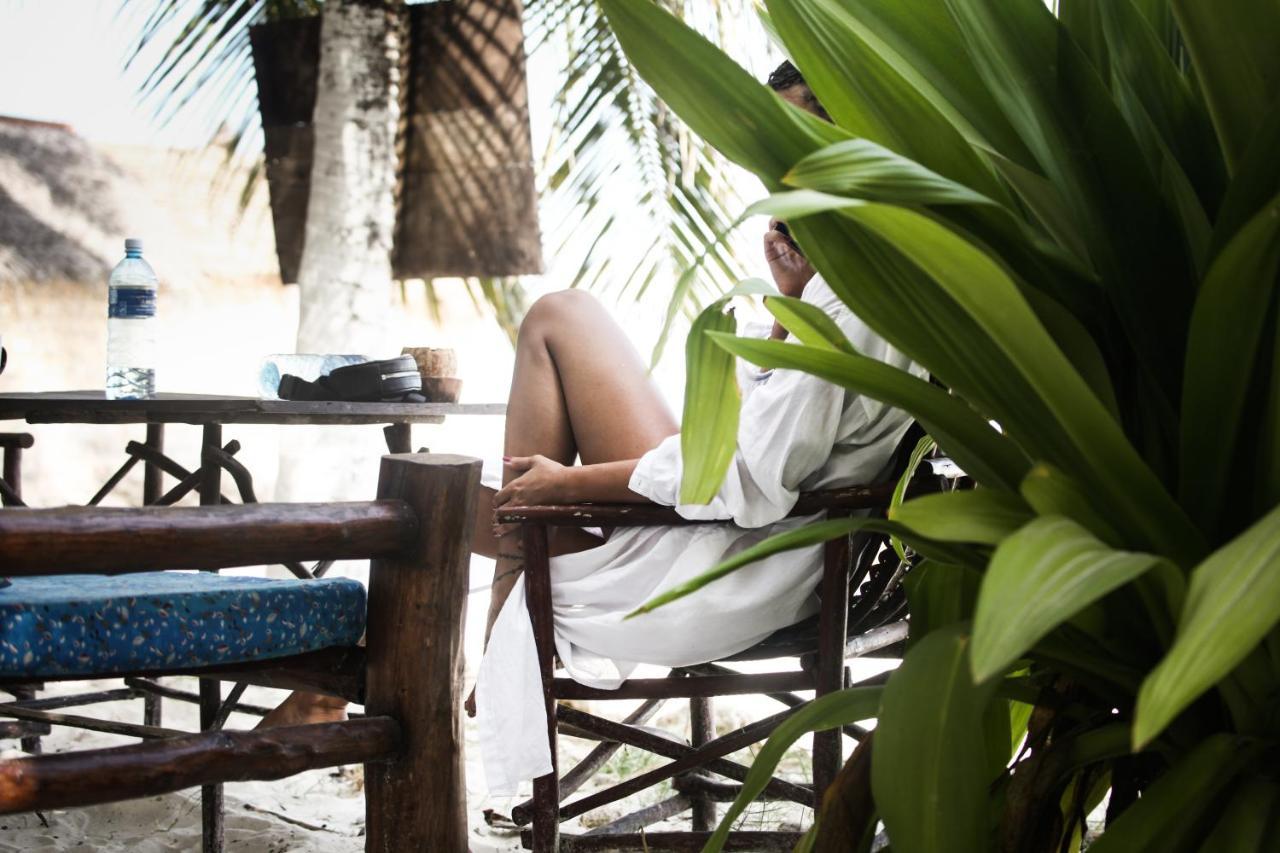 Apartment Coconut Village Diani Beach