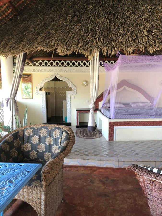 Apartment Coconut Village Diani Beach