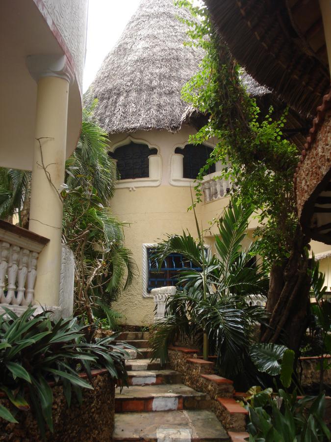 Coconut Village *