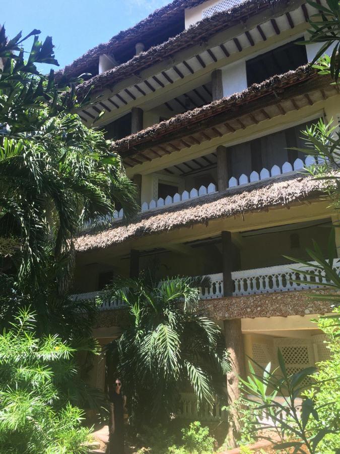 Coconut Village Apartment *